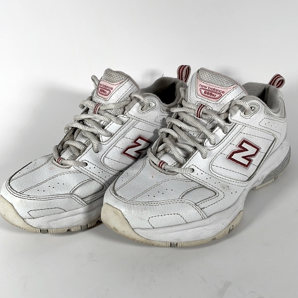 New Balance 608v2 Sneaker Walking Shoes Size 8